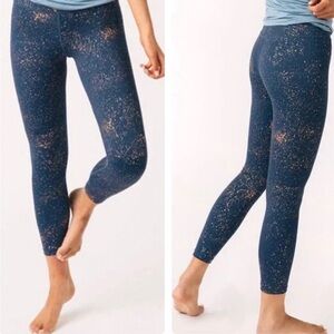 ZYIA Stay Gold Blue Light n Tight Leggings